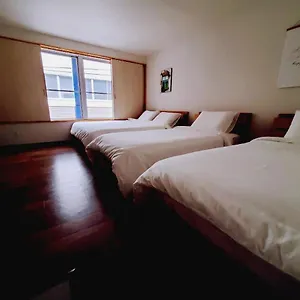 2* 게스트하우스 룸스